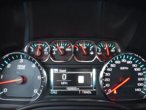 Used 2020 Chevrolet Tahoe LT RWD image 17