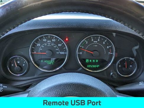 Used 2017 Jeep Wrangler Unlimited Rubicon w/ Connectivity Group image 19