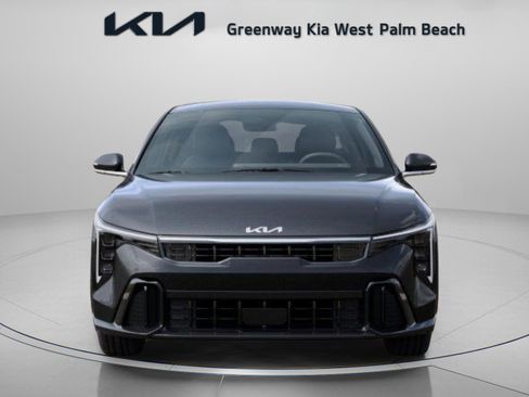 New 2025 Kia K4 GT-Line image 2