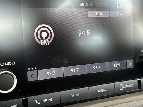 Used 2025 Honda Accord SE image 19