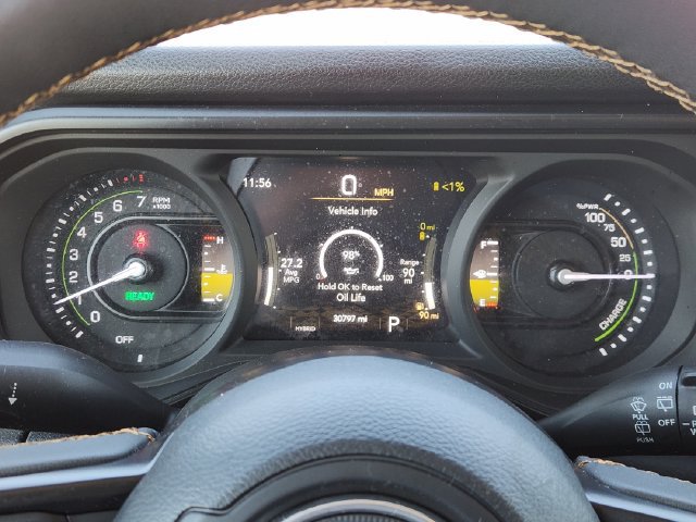 Used 2024 Jeep Wrangler Unlimited w/ Convenience Group AWD/4WD image 14
