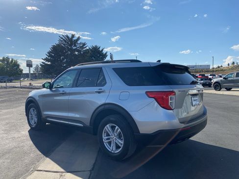 Used 2023 Ford Explorer XLT RWD image 20