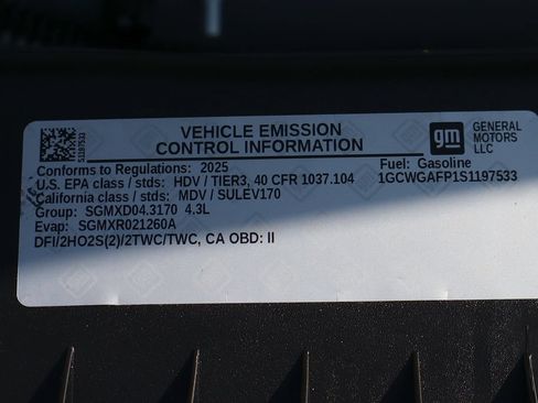 Used 2025 Chevrolet Express 2500 w/ Driver Convenience Package RWD image 18