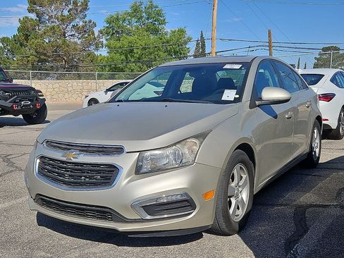 Used 2016 Chevrolet Cruze LT w/ Sun And Sound Package FWD image 1