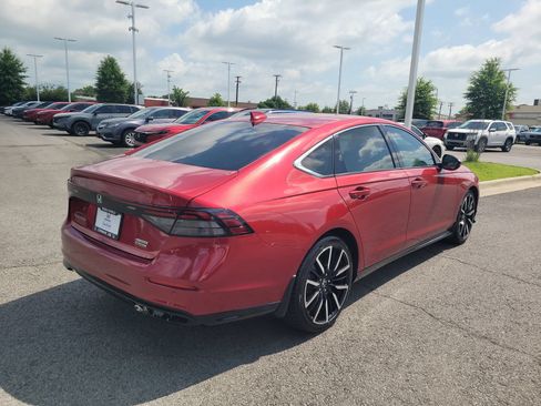 Certified 2023 Honda Accord Touring image 3