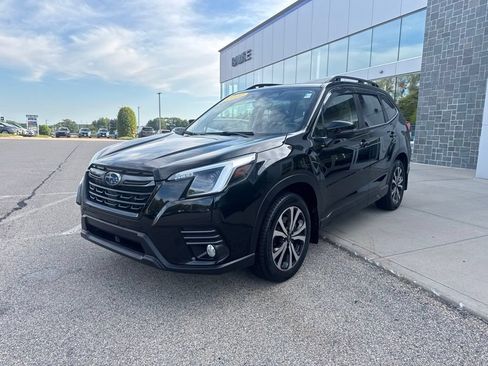 Used 2022 Subaru Forester Limited AWD/4WD image 4
