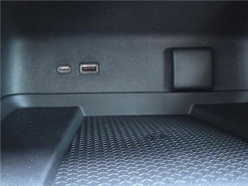 New 2026 Chevrolet Traverse RS image 20