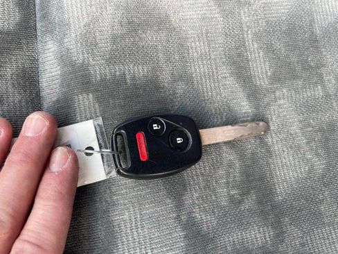 Used 2005 Honda Pilot EX image 45