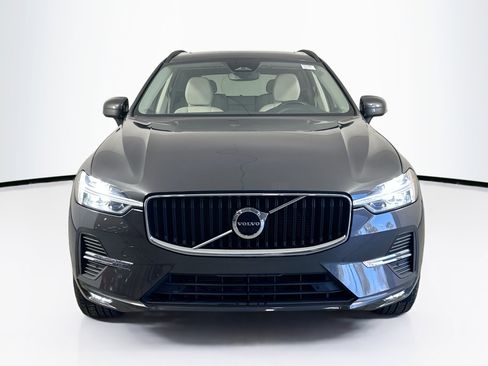 Used 2023 Volvo XC60 B5 Core w/ Protection Package Premier image 2