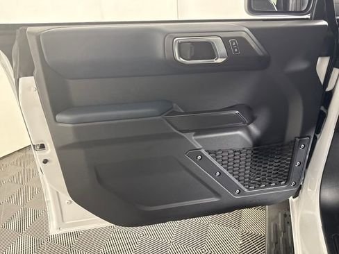 Used 2024 Ford Bronco Outer Banks AWD/4WD image 27