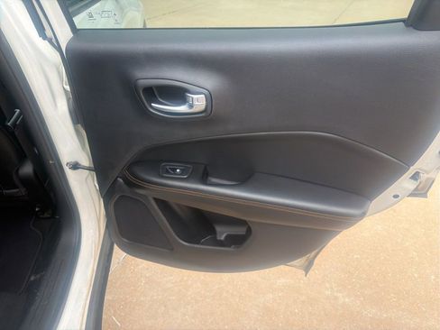 Used 2021 Jeep Compass Limited AWD/4WD image 33