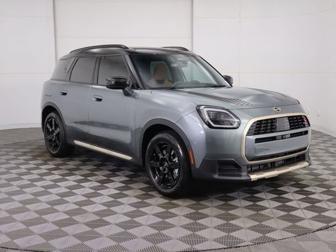 New 2026 MINI Cooper Countryman S image 3