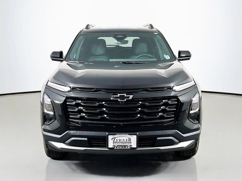 New 2026 Chevrolet Equinox LT w/ Convenience Package II FWD image 2
