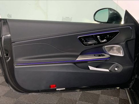 Used 2024 Mercedes-Benz CLE 450 4MATIC Coupe image 12