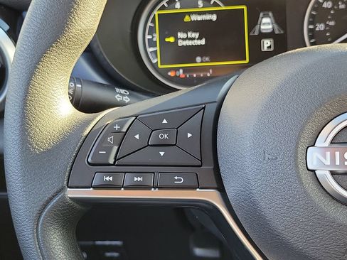 New 2025 Nissan Versa SV w/ Trunk Package FWD image 7