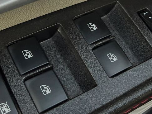 Used 2014 Chevrolet Equinox LTZ FWD image 46