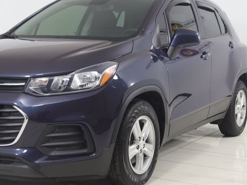 Used 2019 Chevrolet Trax LS w/ Tint and Cruise Package image 43