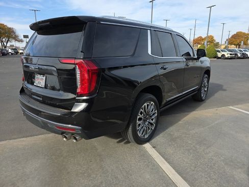 Used 2023 GMC Yukon Denali Ultimate image 5