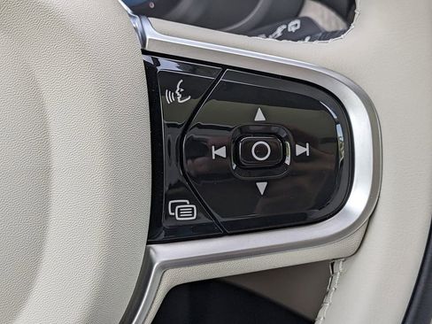 New 2025 Volvo XC60 T8 Plus w/ Climate Package image 29