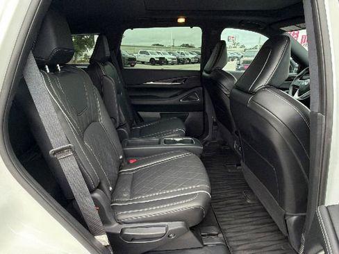 Used 2023 INFINITI QX60 Autograph w/ Cargo Package AWD/4WD image 29