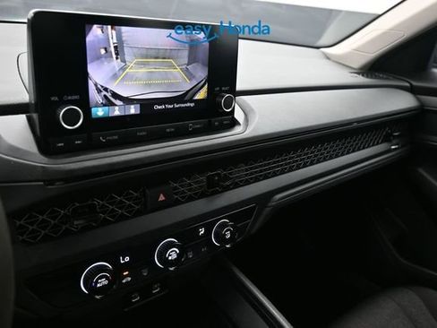 Used 2023 Honda Accord LX image 12