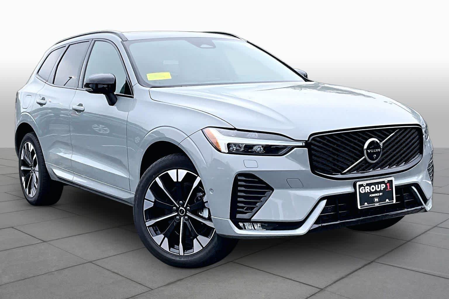 New 2026 Volvo XC60 B5 Plus w/ Protection Package Premier AWD/4WD image 17