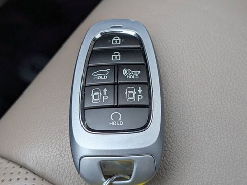 Used 2023 Hyundai Santa Fe Limited AWD/4WD image 33