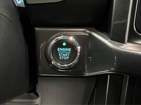 Used 2022 Ford F150 XLT w/ Equipment Group 302A High image 19