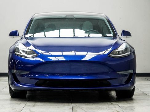 Used 2019 Tesla Model 3 Long Range image 8