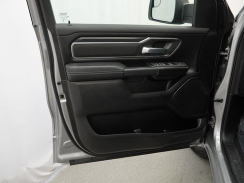 Used 2025 RAM 1500 Big Horn AWD/4WD image 37