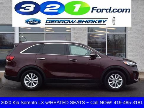 Used 2020 Kia Sorento LX w/ LX I4 Convenience Package image 3