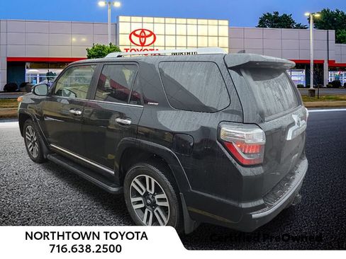 Used 2023 Toyota 4Runner Limited image 9