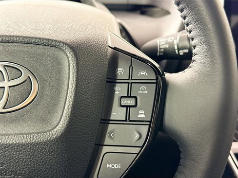 New 2025 Toyota bZ4X AWD image 18