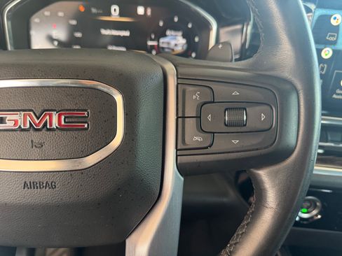 Used 2022 GMC Sierra 1500 Elevation RWD image 17