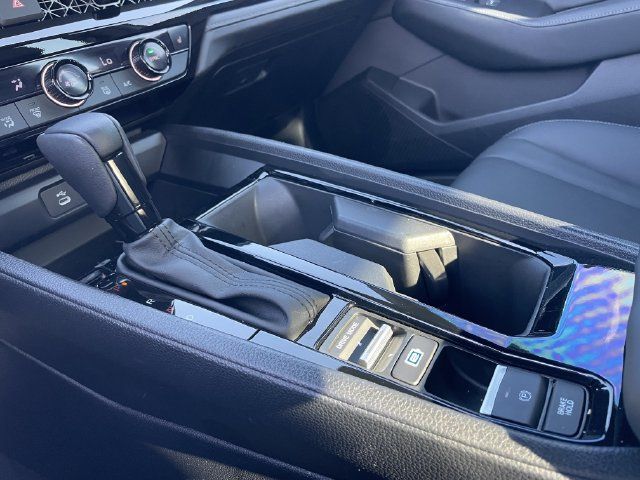 Used 2025 Honda Accord Sport image 21