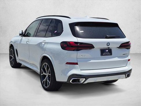 New 2026 BMW X5 xDrive50e w/ M Sport Package AWD/4WD image 8