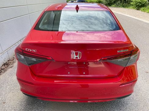 Certified 2024 Honda Civic Touring image 7