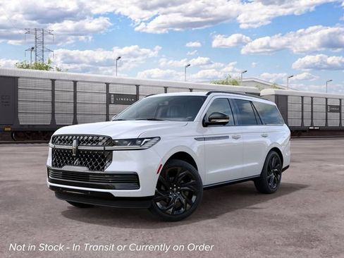 New 2027 Lincoln Navigator Reserve w/ Jet Appearance Package AWD/4WD image 2