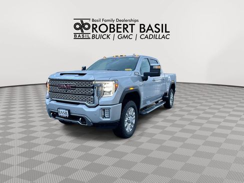 Used 2023 GMC Sierra 2500 Denali AWD/4WD image 4