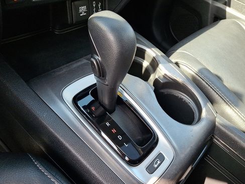 Used 2017 Honda Pilot EX-L image 17
