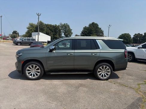 Used 2023 Chevrolet Tahoe Premier AWD/4WD image 3