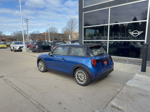 New 2026 MINI Cooper S FWD image 4