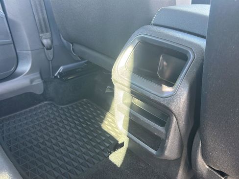 Used 2024 Volkswagen Taos S image 22