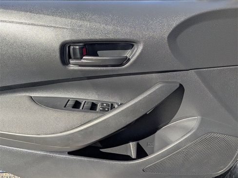 Used 2023 Toyota Corolla LE image 23