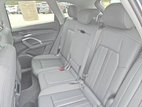 Certified 2025 Audi Q5 Premium Plus w/ Premium Plus image 14