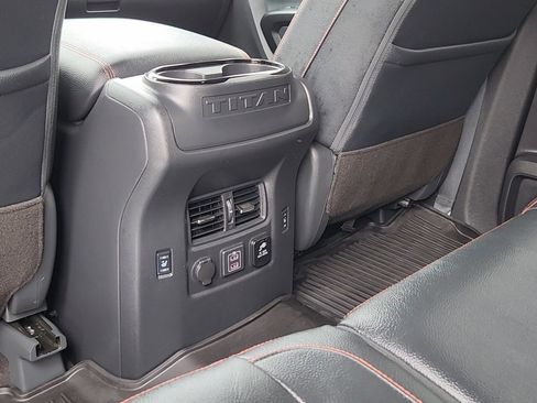 Used 2024 Nissan Titan PRO-4X w/ Pro-4x Convenience Package image 18