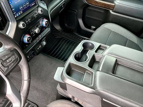 Used 2022 GMC Sierra 2500 SLE w/ SLE Convenience Package RWD image 18