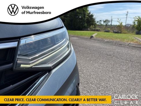 Certified 2023 Volkswagen Tiguan SE R-Line FWD image 10