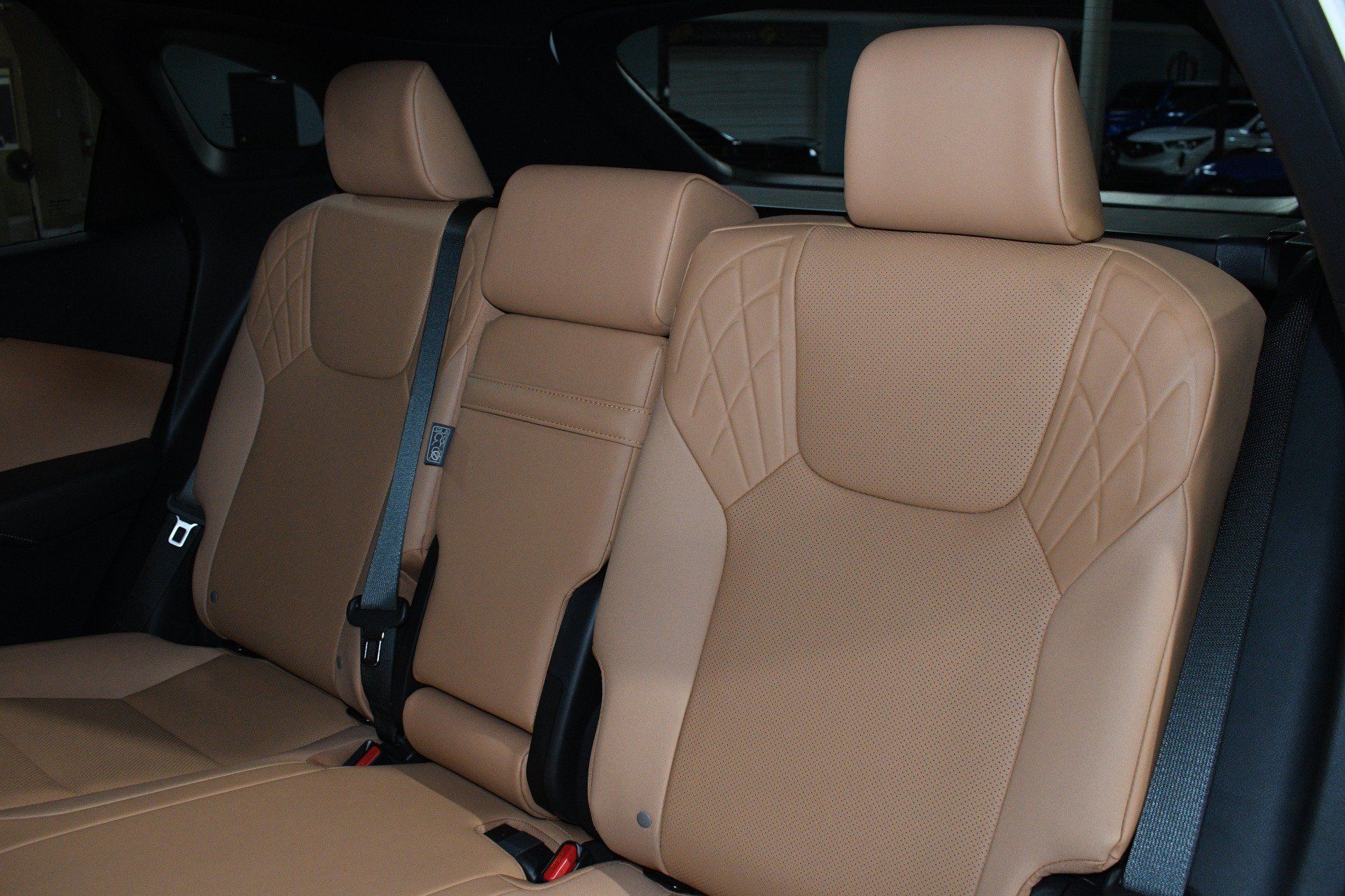 Used 2025 Lexus RX 350 Premium w/ Convenience Package FWD image 17