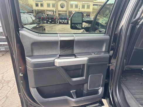 Used 2019 Ford F450 Platinum w/ Platinum Ultimate Package image 16